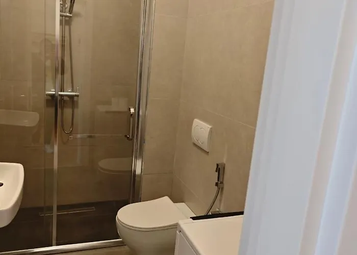 아파트 Main Pazari Ri 티라나