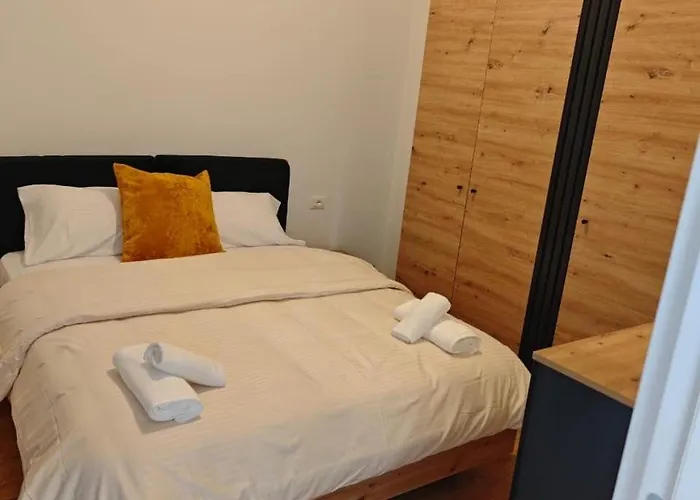 Main Pazari Ri 티라나